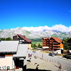 Les Monts Du Soleil, Appartement